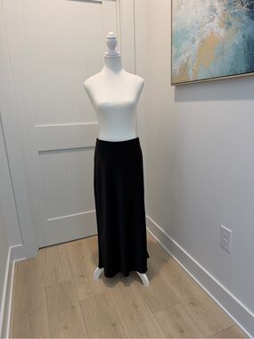 Zara satin look black midi skirt size medium pull on slip skirt